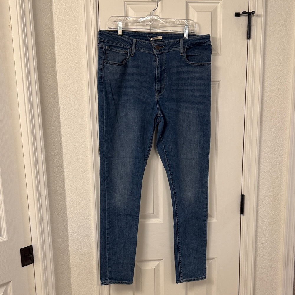 Levi's Women's Dark Blue Skinny Jeans
